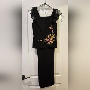 SL Fashions Petite Elegant Black Ensemble